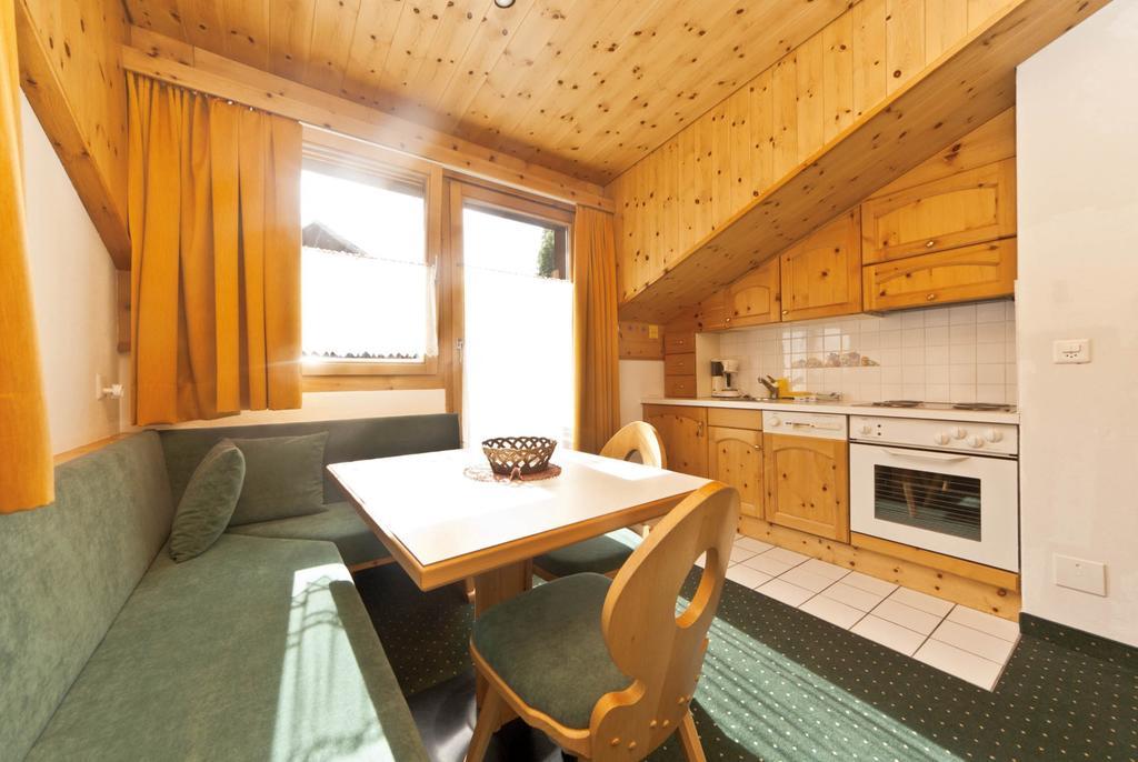 Appartement Laerchenhof Samnaun Oda fotoğraf
