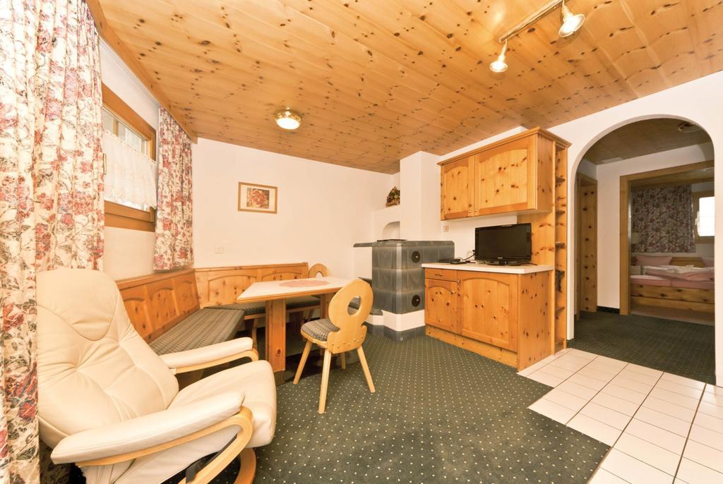 Appartement Laerchenhof Samnaun Oda fotoğraf